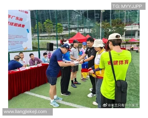 足球明星深圳行2023激情四溢球迷互动盛宴点燃城市热情