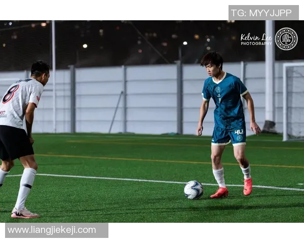 足球明星背后的故事与中文歌曲的完美结合探索与感动的旋律之旅