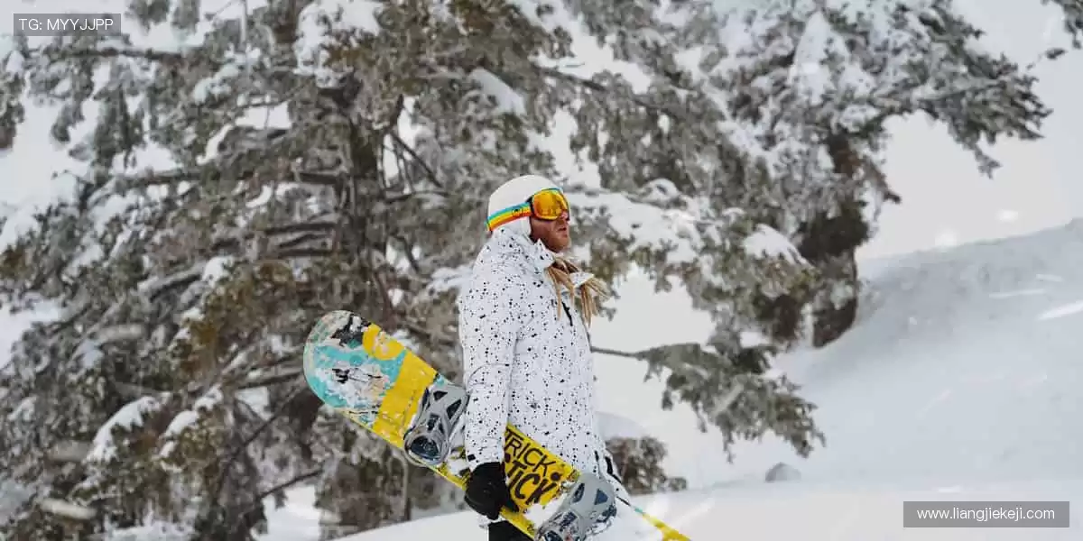 球迷专属装备库,限量潮品一键收藏!🎁